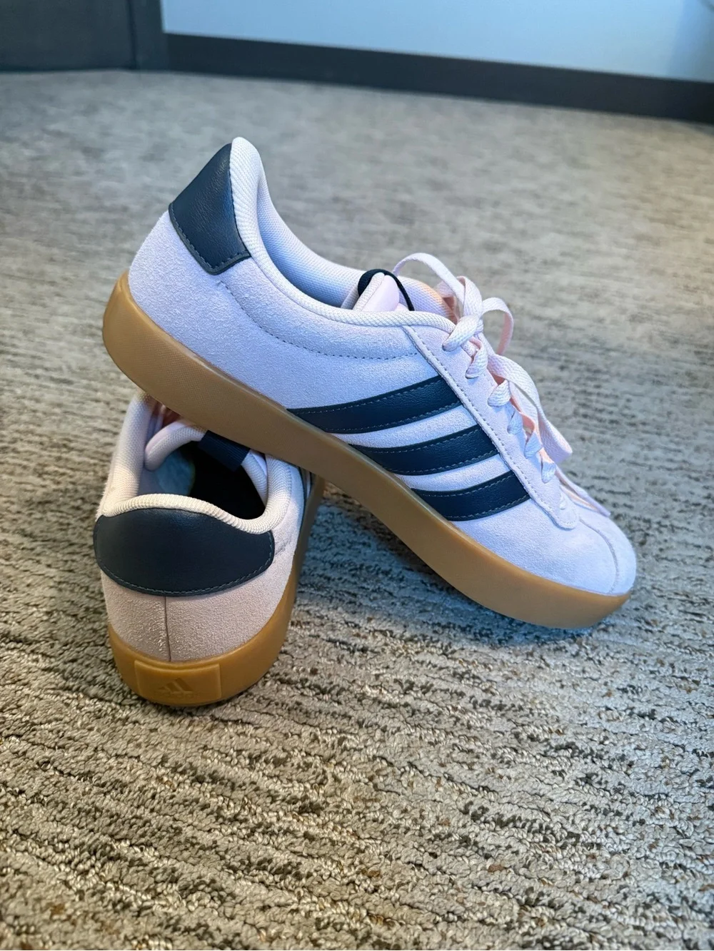 adidas classic low